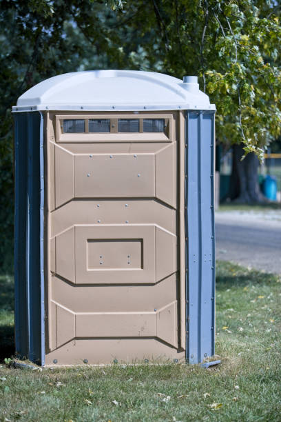 Best Construction site porta potty rental  in University Gardens, NY